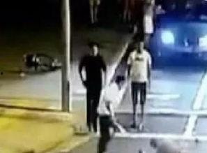 武汉万达吃瓜事件视频,一场网络热议的围观与反思